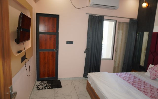 Hotel Galaxy 700