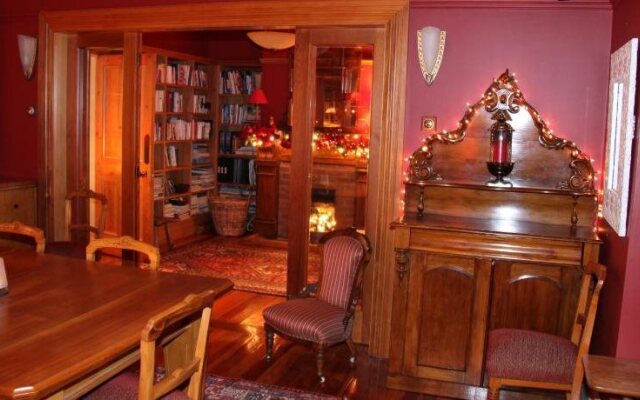 Villa Rouge B&B