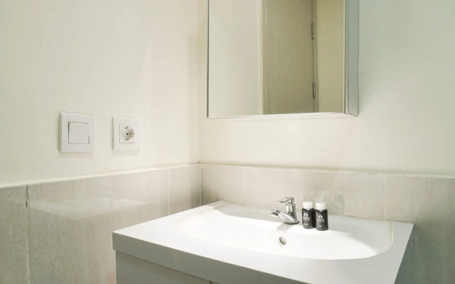 Brand New and Modern 2BR Meikarta Apartment