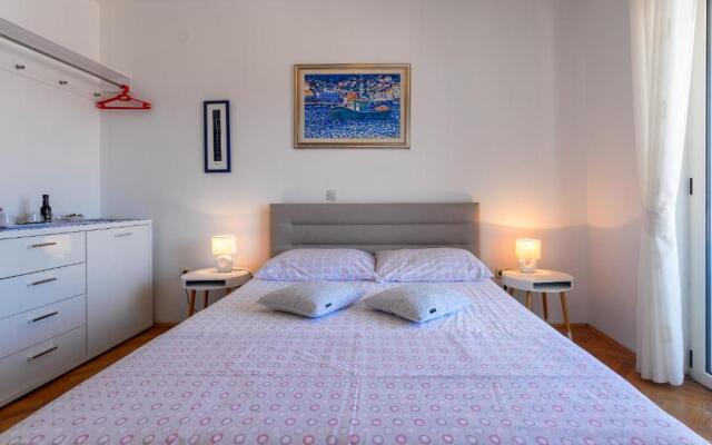 Apartments Jakic