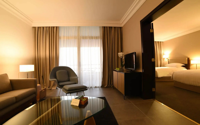 Portemilio Hotel And Resort