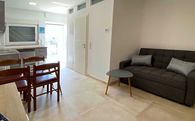 Anemomylos Lefkimmi Luxus Suites Hotel