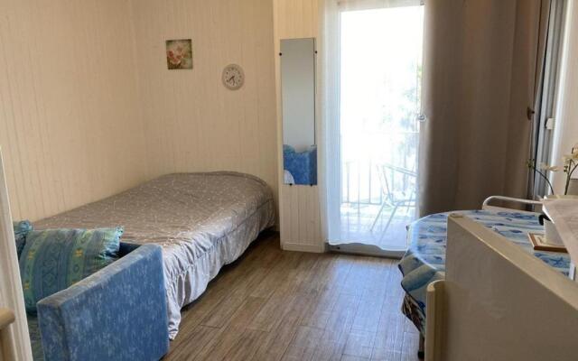 Appartement Balaruc-les-Bains, 1 pièce, 2 personnes - FR-1-553-116