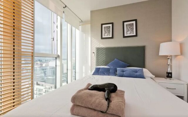 Grand Canal Quay Apartment