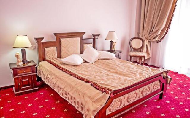 Hotel Emire