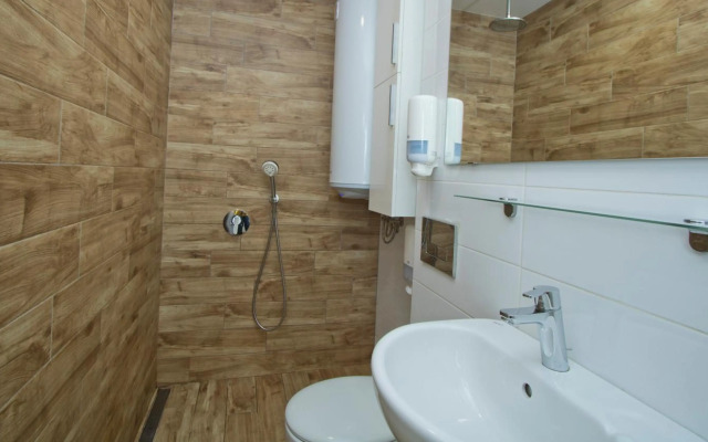 Colonel apartment dream