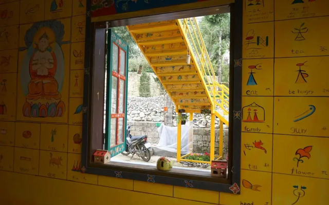 Saigonese Trekking House - Hostel