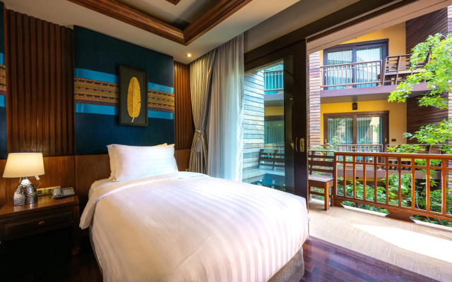 At Gate Thaphae Hotel