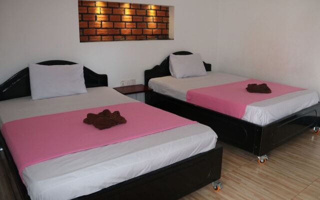 Mon Pa Pa Guesthouse