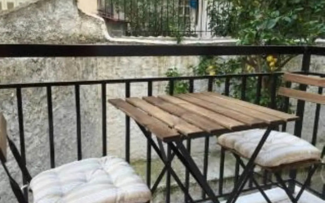 Charming 1 double bed apartment