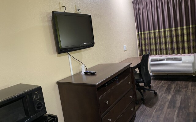 Red Lion Inn & Suites IAH Airport East