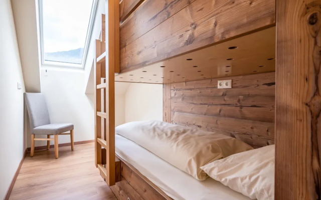 Cozy Apartment in Gosau With Shared Sauna