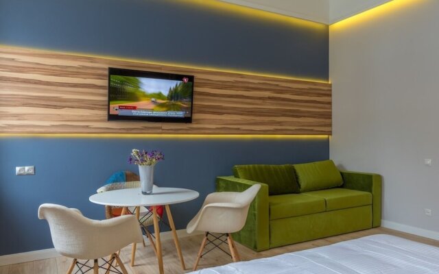KievApts Sofievskaya 18