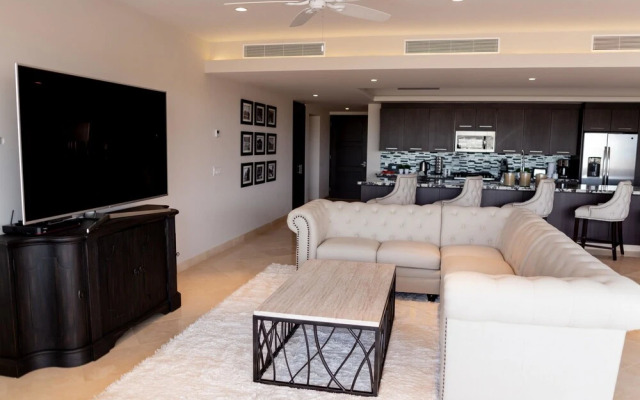 Cascadas de Pedregal 712 3 BR by Casago