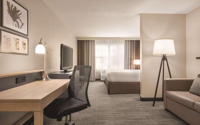 Country Inn & Suites by Radisson, Dubuque, IA