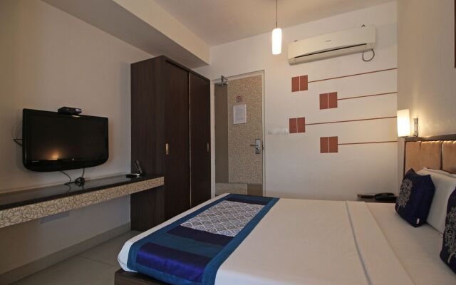 OYO 8456 Hotel Orient