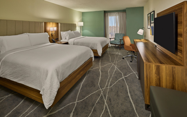 Holiday Inn Express & Suites Charleston Dwtn - Westedge by IHG