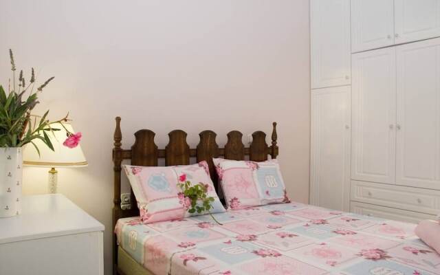 Stylish Flat Romantic Sunsets 300M To The Beach