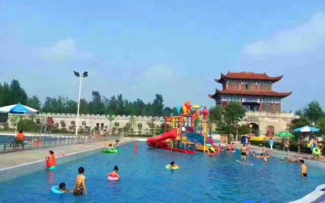 Longwan Hot Spring Hotel