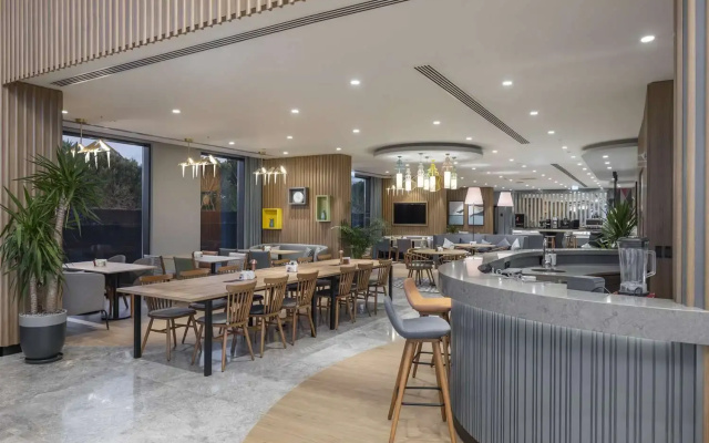 Hampton By Hilton Antalya Airport