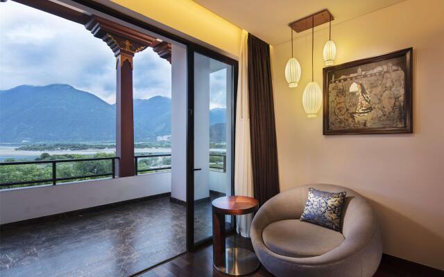 Hilton Linzhi Resort