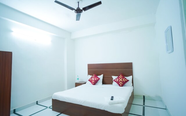 Roomshala 045 Galaxy Noida 35