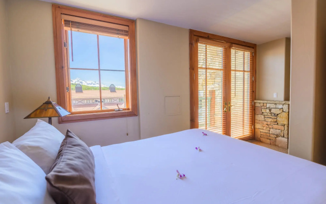 Inn at Lost Creek