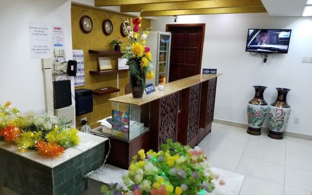 Dinh Dinh 2 Hotel