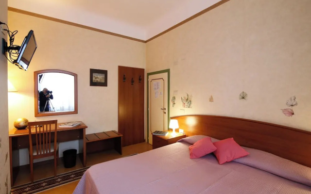 Hotel Villa Pina