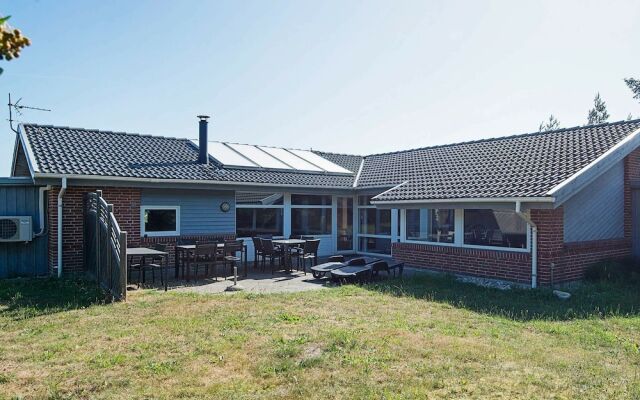 Lavish Holiday Home in Ringkøbing With Sauna