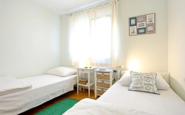 Apartment With Sea View