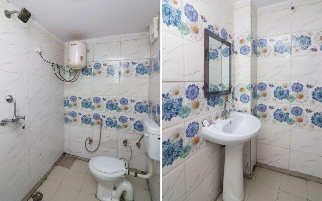 OYO 28331 Hotel Keshav-a Unit Of Ghaziabad Inn