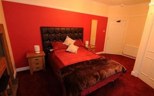 The Three Wheat Heads Inn