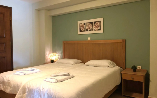 Mirtilos Studios & Apartments