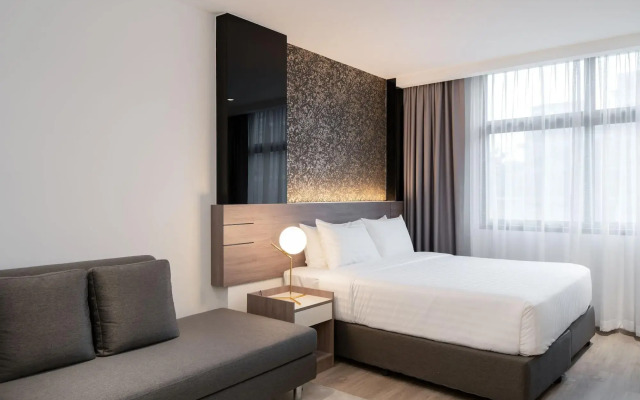 Orion Hotel & Residence