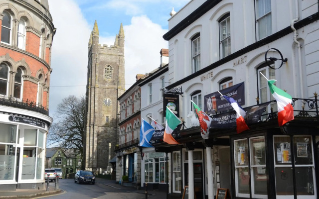 The White Hart Hotel