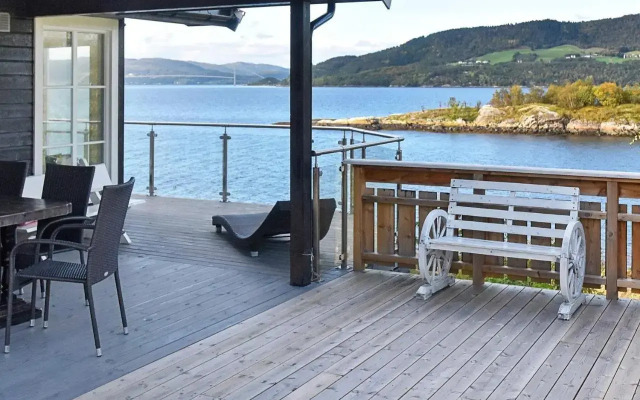 8 Person Holiday Home in Torvikbukt