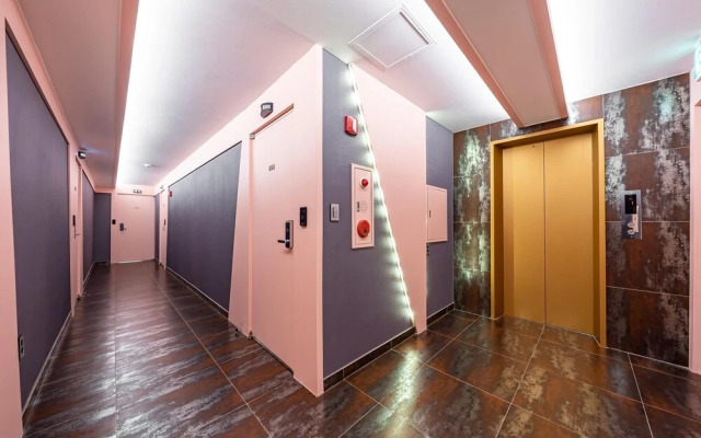 e-Hotel