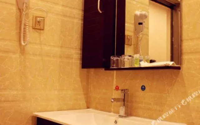 Changrong Hotel