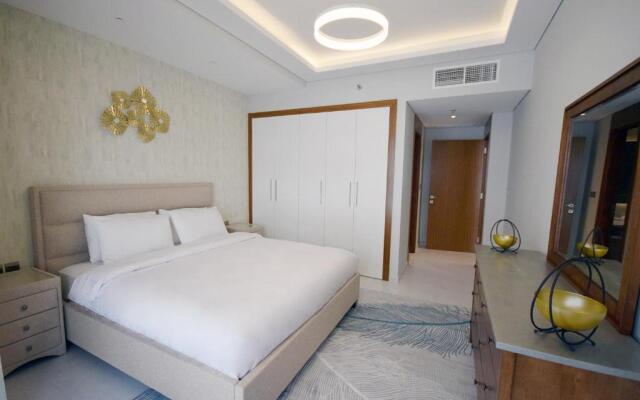 KeyHost - Regent Court JVC - K210