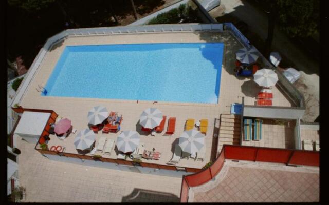 Tropicana Residence Hotel