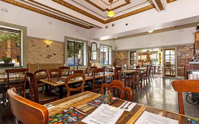Commonwealth Hotel Newcastle