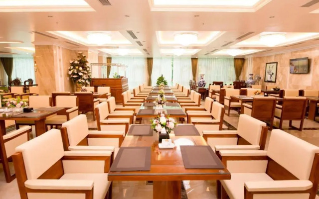 LakeSide 1 Hotel Nam Định