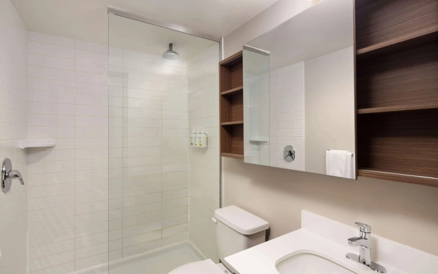 Microtel Inn & Suites by Wyndham Kirkland Lake