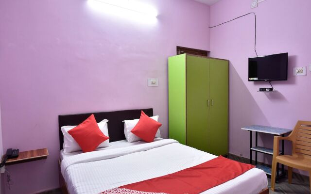 Oyo 14712 The New Garden Inn