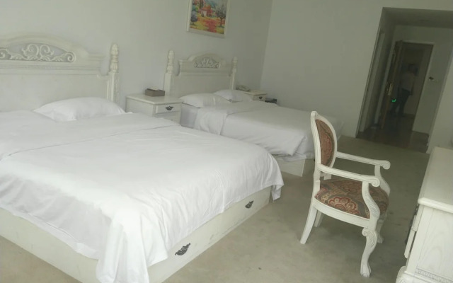 Solar food&drink campsite