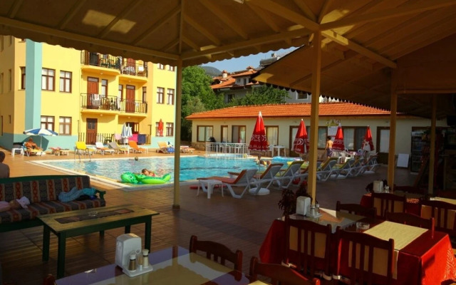 Villa Turk Apart Hotel