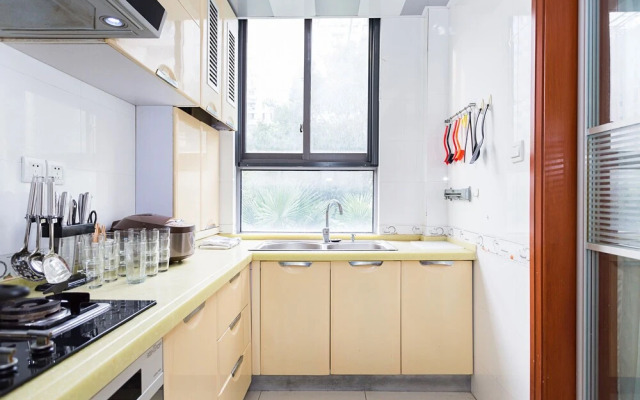 Good Time Travellers Inn Shanghai New International Expo Apartment