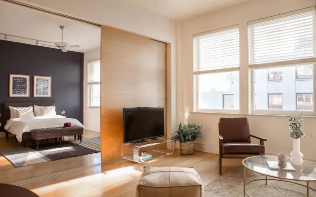 Classic 1BR in C.B.D. by Sonder