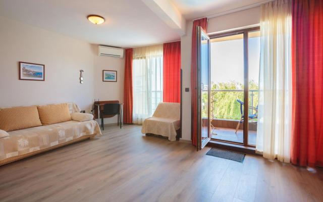 Apartment Sea Shell 1